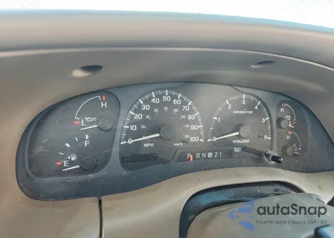 2001 Lincoln Navigator из США, поврежденный, VIN 5LMFU28R21LJ26060